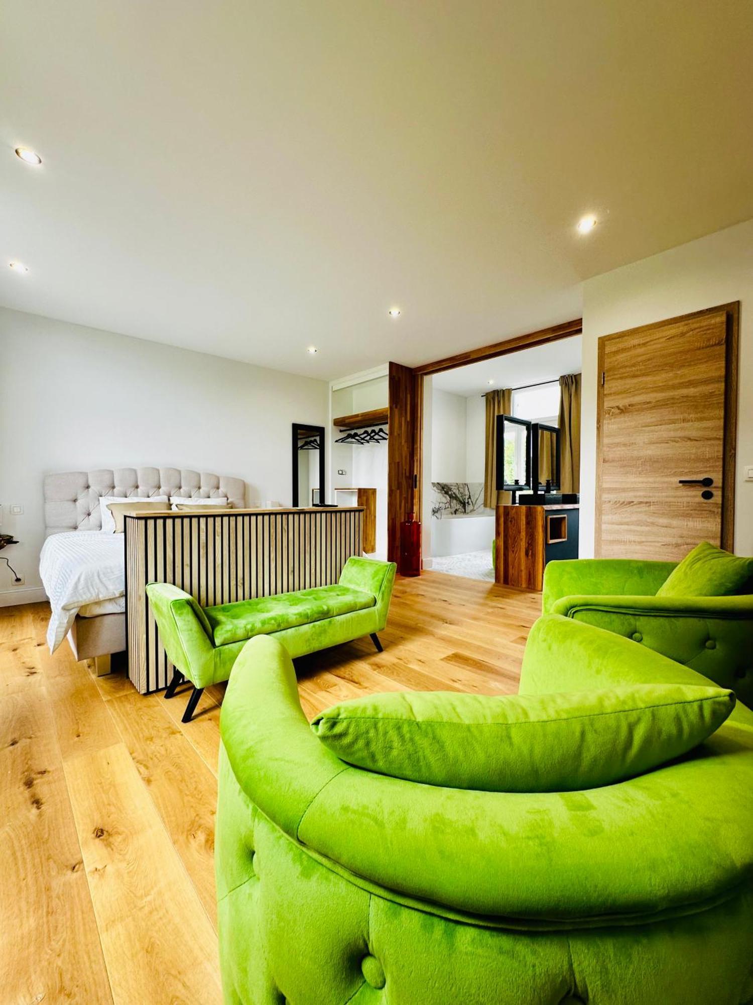 Suite De Luxe Au Chateau 105 Tinlot Exterior foto